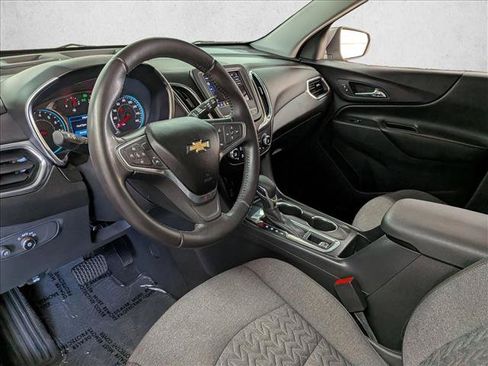 Used 2022 Chevrolet Equinox LT FWD image 12