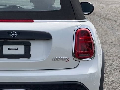 Certified 2024 MINI Cooper S w/ Signature Upholstery Package FWD image 5