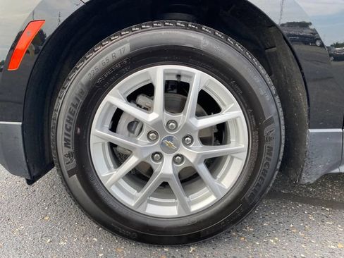 Certified 2024 Chevrolet Equinox LT w/ LPO, Floor Liner Package FWD image 22