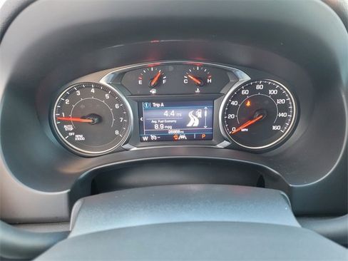 Used 2024 GMC Terrain SLE w/ Driver Convenience Package image 31