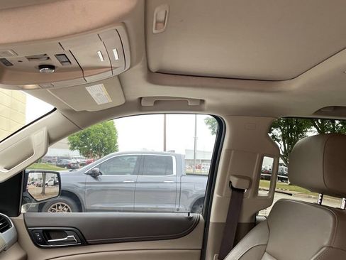 Used 2020 GMC Yukon XL SLT w/ Open Road Package image 6