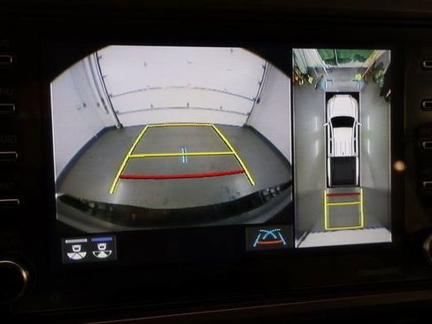 Certified 2023 Toyota Tacoma TRD Sport image 26