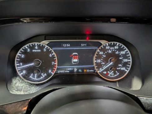 Used 2023 Nissan Pathfinder SL w/ Black Appearance Package AWD/4WD image 16