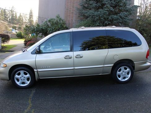 Used 2000 Dodge Grand Caravan ES image 12