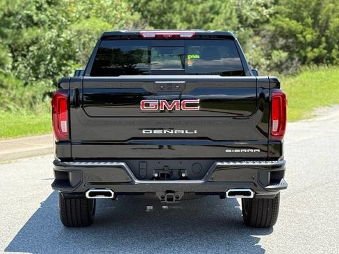 New 2026 GMC Sierra 1500 Denali w/ Denali Reserve Package AWD/4WD image 12