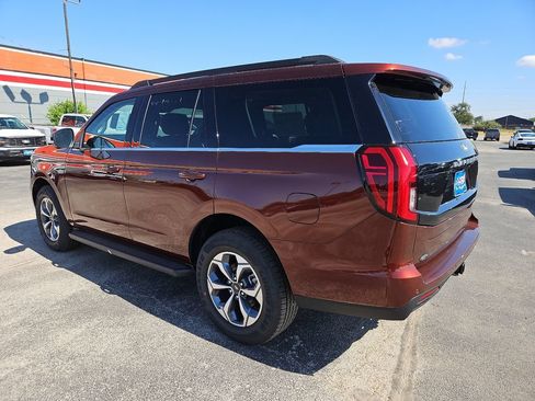 New 2027 Ford Expedition Active RWD image 8