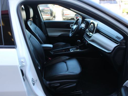 Used 2025 Jeep Compass Limited AWD/4WD image 35