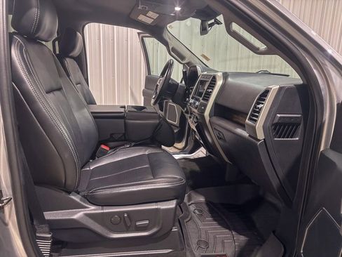 Used 2020 Ford F150 Lariat w/ FX4 Off-Road Package image 23