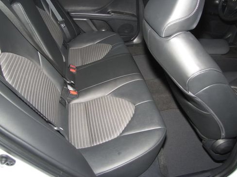Used 2024 Toyota Camry SE FWD image 17