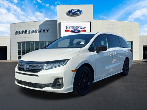 Used 2025 Honda Odyssey Sport-L image 2
