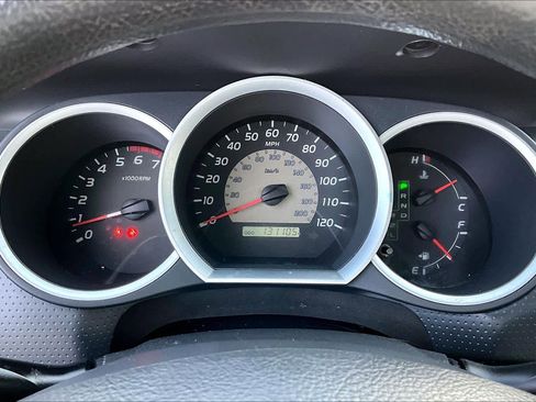 Used 2010 Toyota Tacoma 2WD Regular Cab image 25