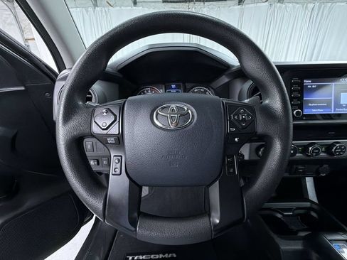 Certified 2020 Toyota Tacoma SR AWD/4WD image 25