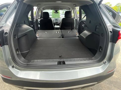 Used 2023 Chevrolet Equinox LT FWD image 34