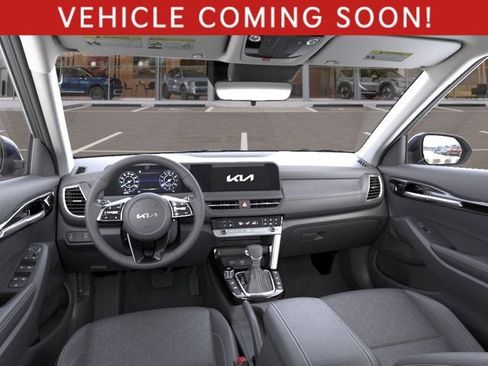 New 2026 Kia Seltos EX image 14