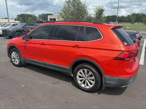Used 2018 Volkswagen Tiguan SE FWD image 5