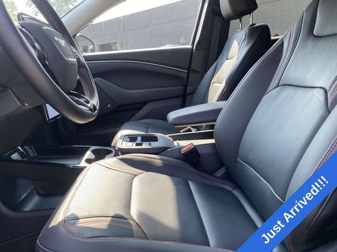 Used 2025 Ford Mustang Mach-E Premium w/ Sport Appearance Package AWD/4WD image 15