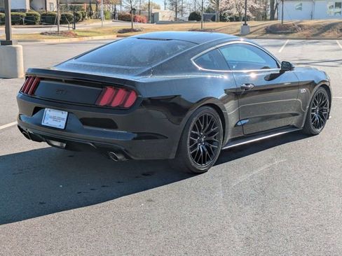 Used 2017 Ford Mustang GT w/ GT Performance Package RWD image 4