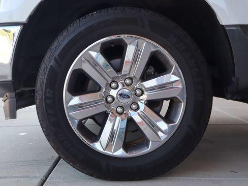 Used 2019 Ford F150 XLT w/ Equipment Group 302A Luxury AWD/4WD image 5
