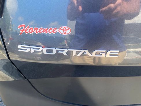 Used 2023 Kia Sportage EX FWD image 14