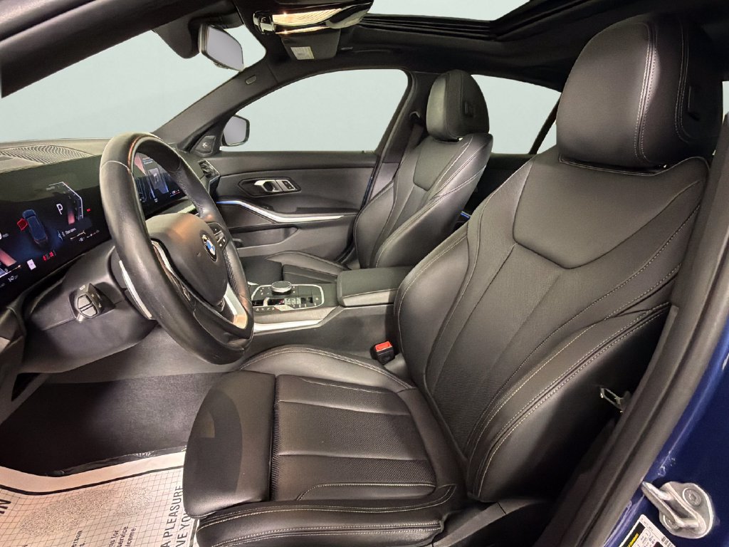 Used 2023 BMW 330i Sedan w/ Premium Package RWD image 18