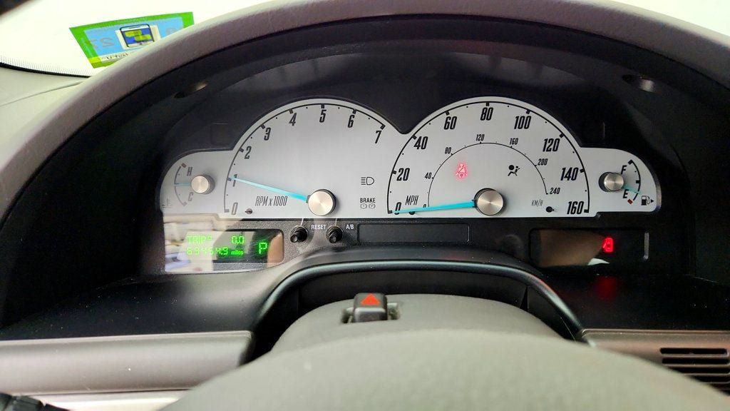 Used 2002 Ford Thunderbird RWD image 15
