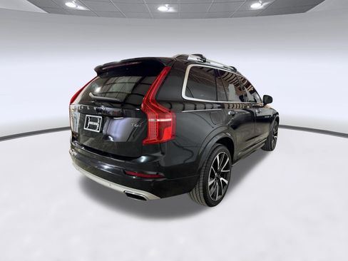 Used 2019 Volvo XC90 T6 Momentum w/ Protection Package AWD/4WD image 8