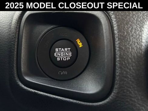 New 2025 Jeep Gladiator Sport AWD/4WD image 34