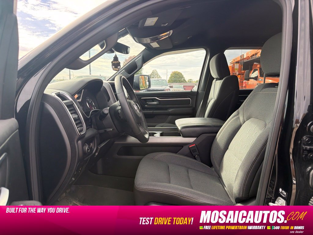 Used 2024 RAM 1500 Big Horn AWD/4WD image 7