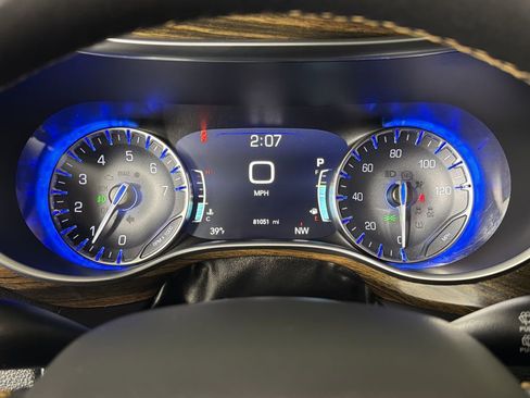 Used 2021 Chrysler Pacifica Pinnacle image 30