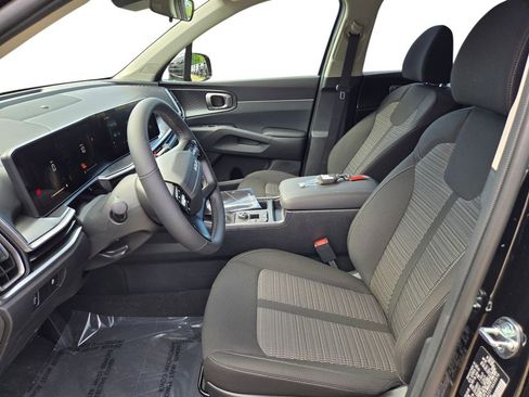 New 2026 Kia Sorento LX FWD image 18