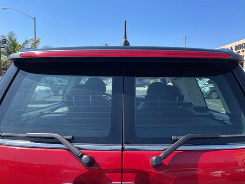 Used 2014 MINI Cooper Clubman image 22