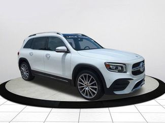 Used 2021 Mercedes-Benz GLB 250 4MATIC video 1