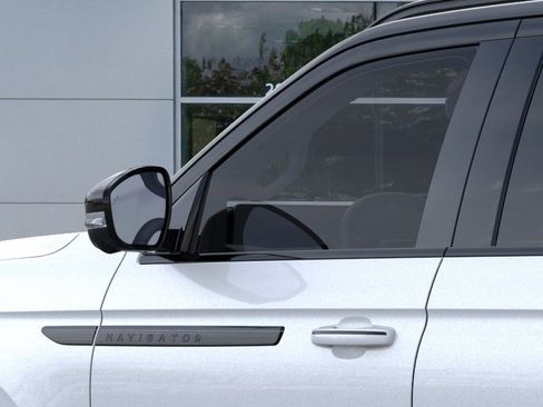 New 2026 Lincoln Navigator Black Label image 20