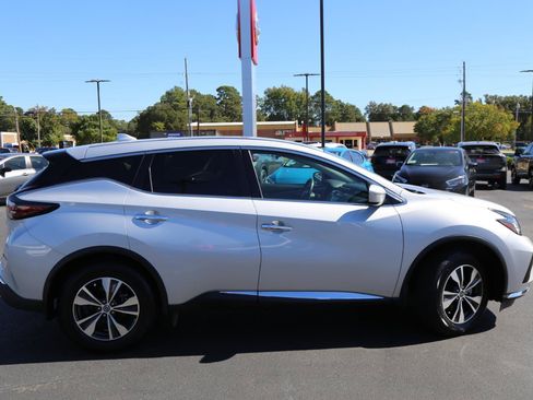 Used 2020 Nissan Murano S w/ Technology Package image 4