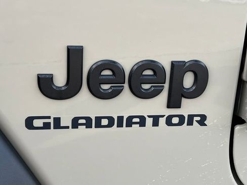 Used 2020 Jeep Gladiator Sport w/ Quick Order Package 24S image 51