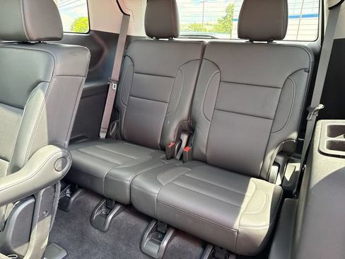 Used 2020 GMC Acadia SLT w/ Driver Alert Package II AWD/4WD image 24