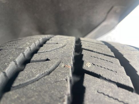 Used 2019 Chevrolet Suburban LT image 6