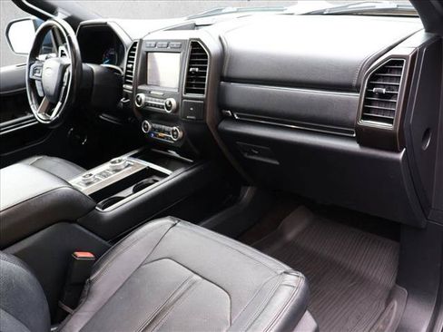 Used 2020 Ford Expedition Limited AWD/4WD image 26