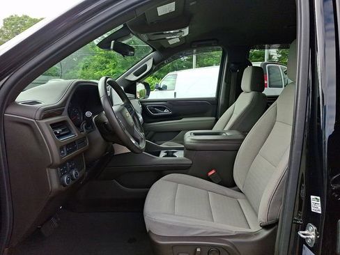 Used 2021 Chevrolet Suburban LS AWD/4WD image 24