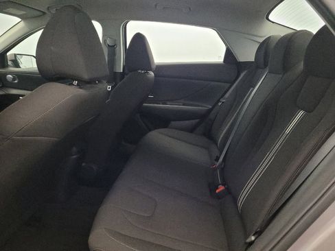 Used 2023 Hyundai Elantra SEL FWD image 18