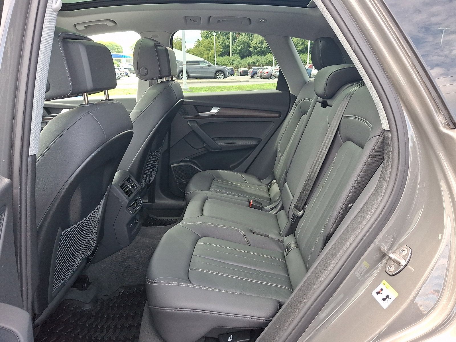 Used 2023 Audi Q5 2.0T Premium Plus w/ Premium Plus Package AWD/4WD image 10