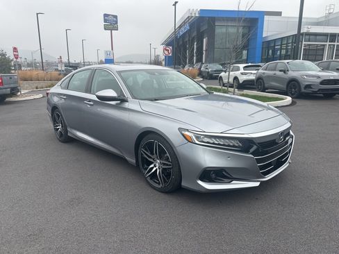 Certified 2022 Honda Accord Touring image 8