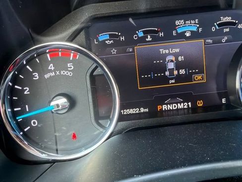 Used 2019 Ford F350 Platinum w/ Platinum Ultimate Package AWD/4WD image 15