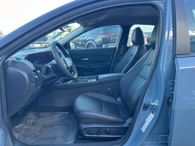 New 2026 Nissan Sentra SR w/ SR Premium Package FWD image 21