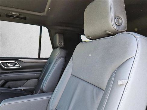 Used 2024 Chevrolet Tahoe Z71 w/ Luxury Package image 22