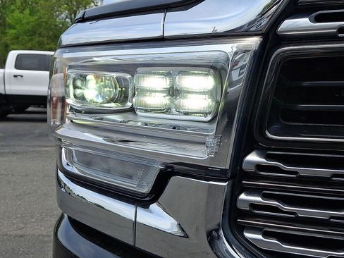 Used 2023 RAM 2500 Limited w/ Off Road Package AWD/4WD image 9