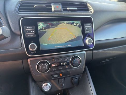 Used 2023 Nissan Leaf S image 21