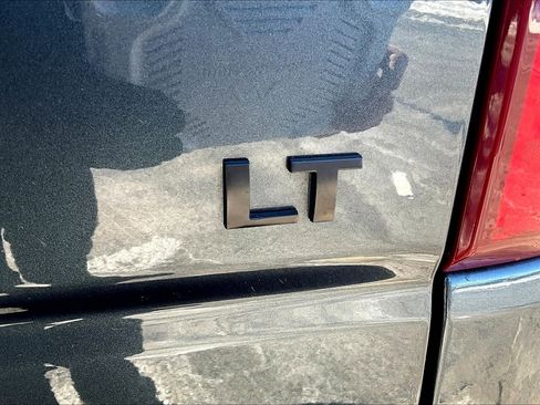 Used 2020 Chevrolet Silverado 1500 LT w/ LT Value Package image 16