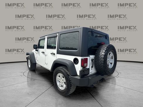 Used 2017 Jeep Wrangler Unlimited Sport w/ Connectivity Group AWD/4WD image 3