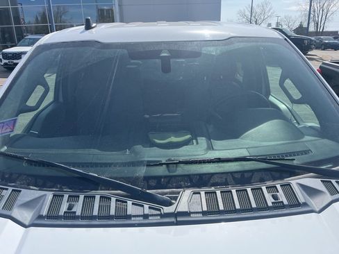 Used 2019 Ford F150 XLT w/ Equipment Group 301A Mid image 5